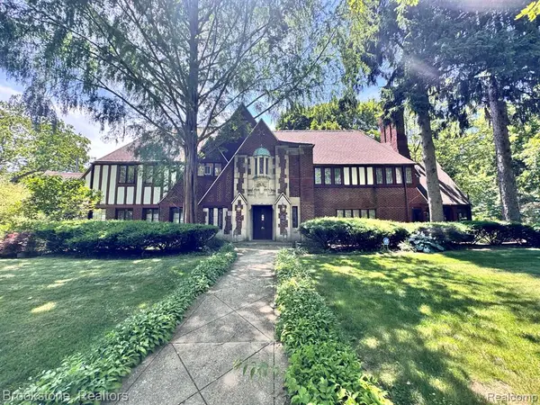 1735 Lincolnshire, Highland Park, MI 48203