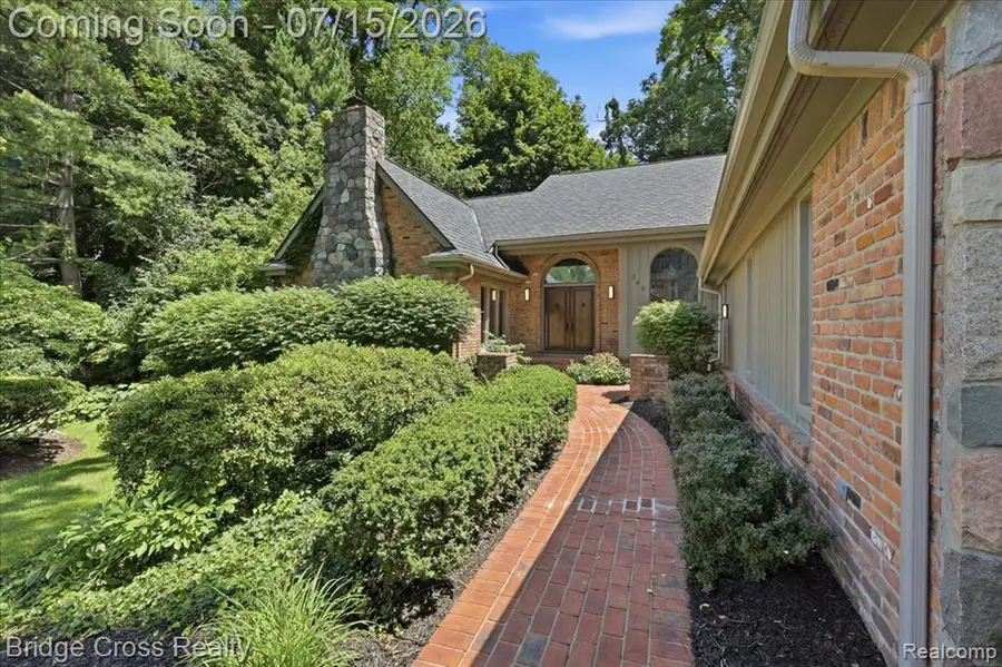 249 Norcliff, Bloomfield Hills, MI 48302 - #3