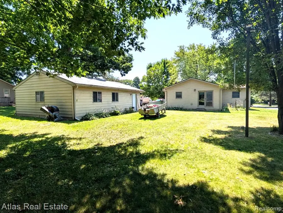 5449 Woodlawn, Flint, MI 48506 - #2