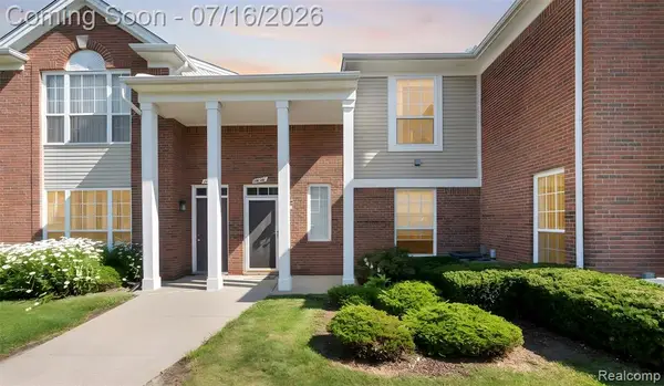 16524 Radison, Macomb, MI 48044