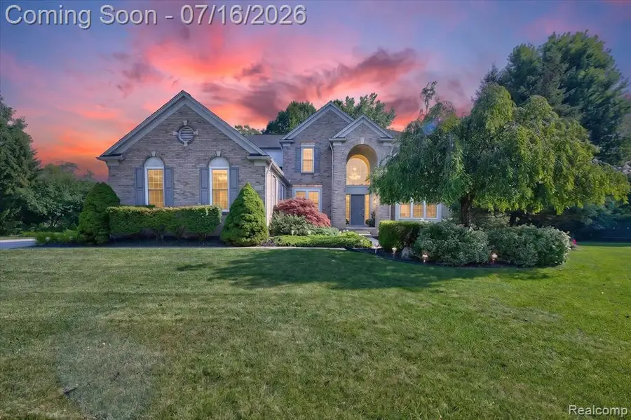 48560 Manhattan, Canton, MI 48188 - #2