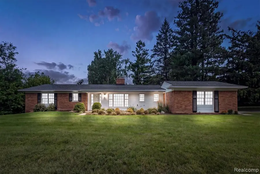 1151 Peveril, Bloomfield Hills, MI 48304 - #3