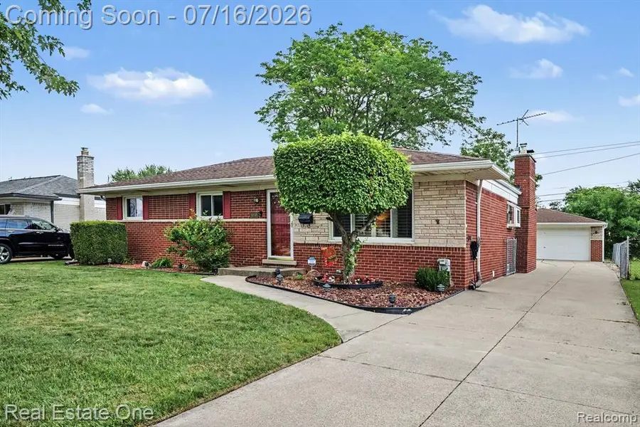 31240 Regal, Warren, MI 48088 - #3