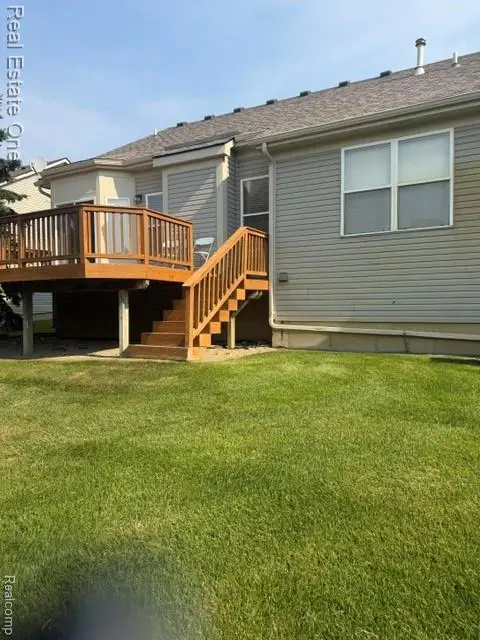 830 Woodhaven, Walled Lake, MI 48390 - #3