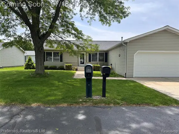 38537 Chestnut, Westland, MI 48185