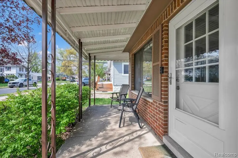 315 Pare, Clawson, MI 48017 - #2