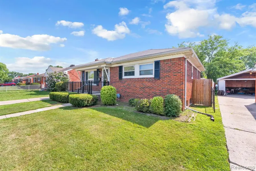 24574 Mabray, Eastpointe, MI 48021 - #3