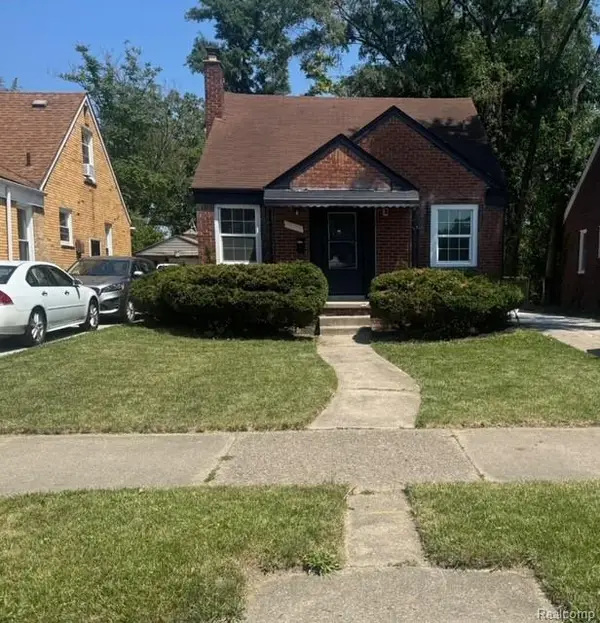 10006 Auburn, Detroit, MI 48228