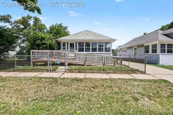 200 Cass, Jackson, MI 49203