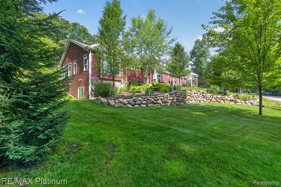 2676 Crooked Lake, Howell, MI 48843 - #3