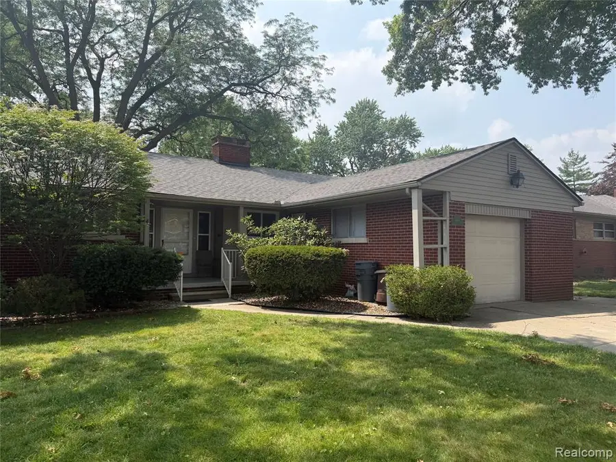 2221 Davis, Wyandotte, MI 48192 - #3