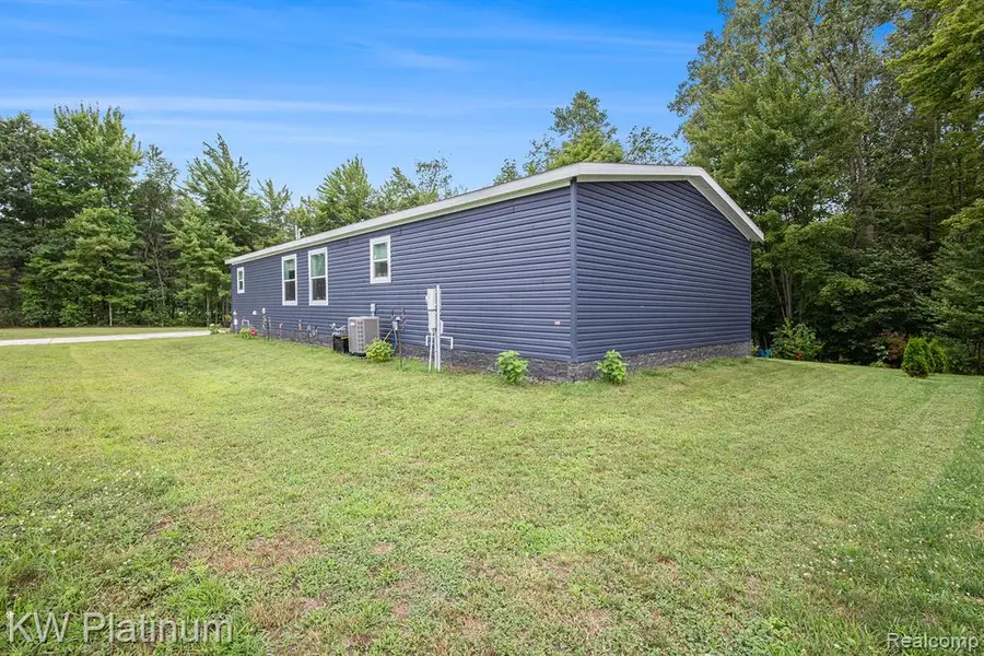 6154 Birch Creek, Kimball, MI 48074 - #3
