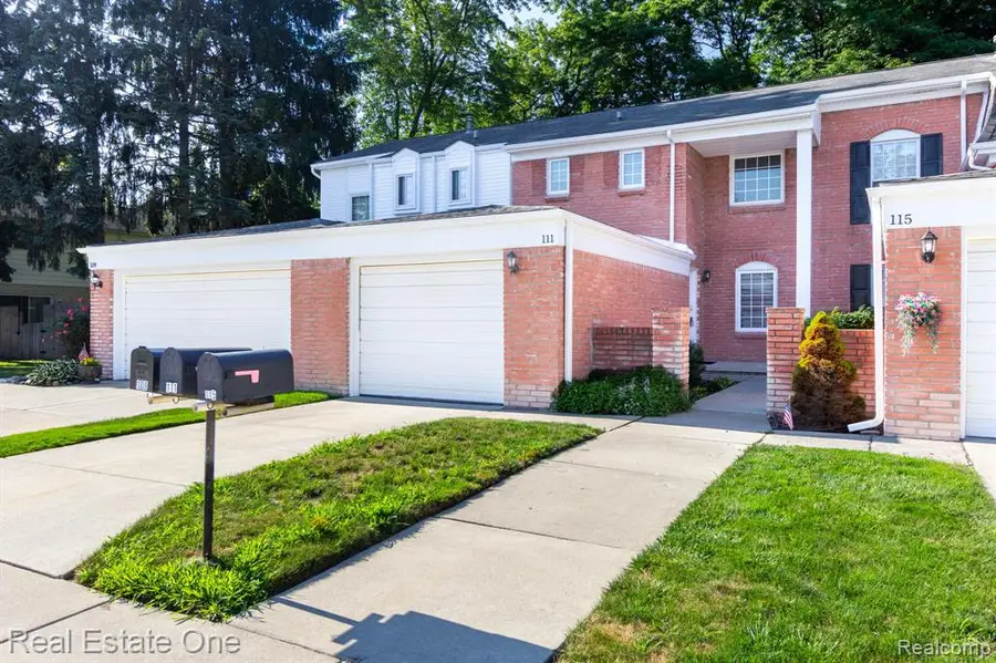 111 Manor, Rochester Hills, MI 48309 - #2