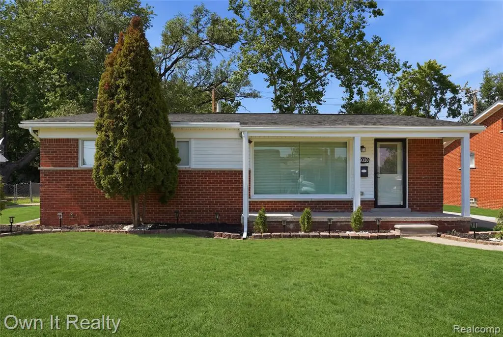 20320 Whitlock, Dearborn Heights, MI 48127 - #1