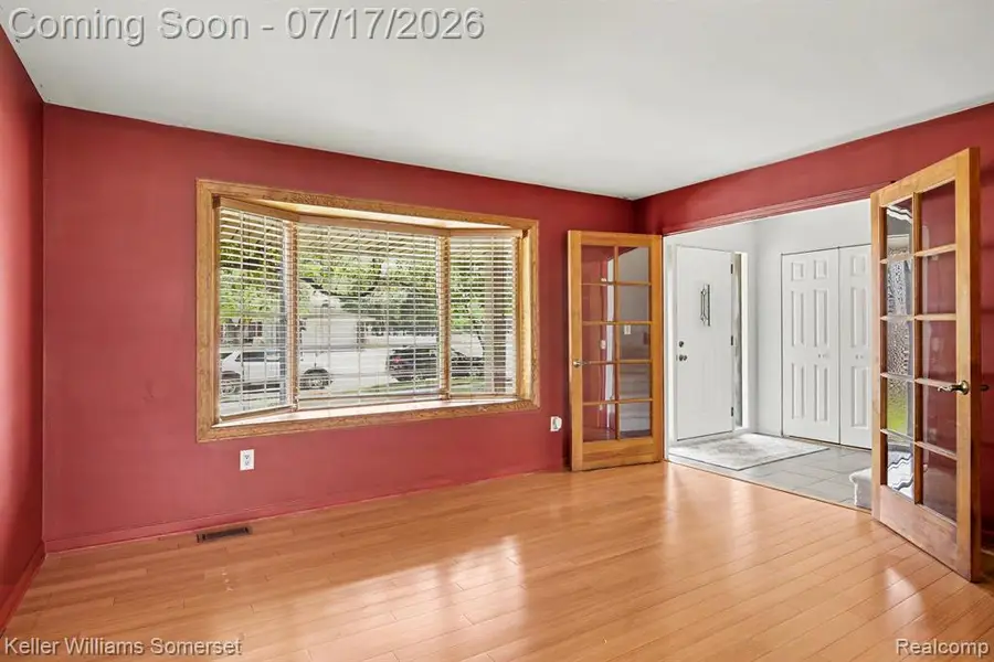 4023 Anthony, Sterling Heights, MI 48310 - #3