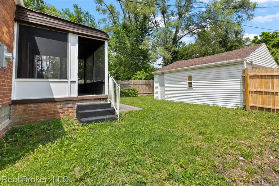 15000 Stansbury, Detroit, MI 48227 - #2