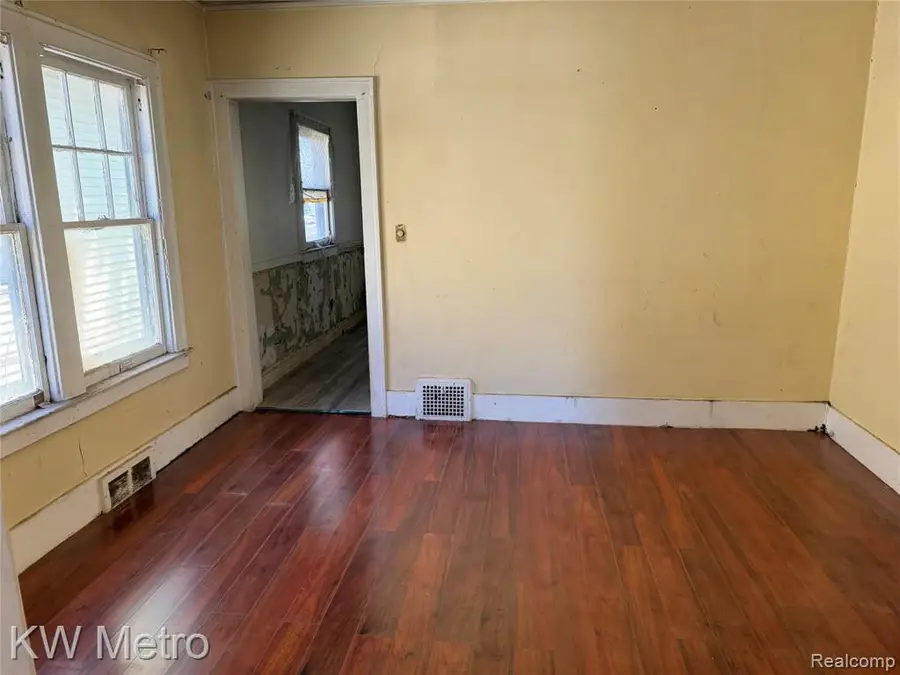 6397 Sparta, Detroit, MI 48210 - #3