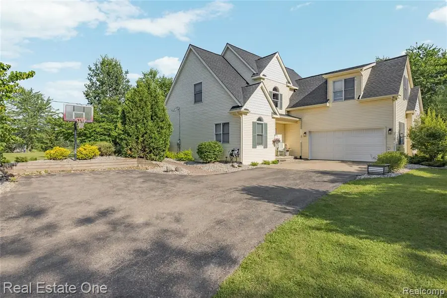 9210 Hickory Ridge, Holly, MI 48442 - #2