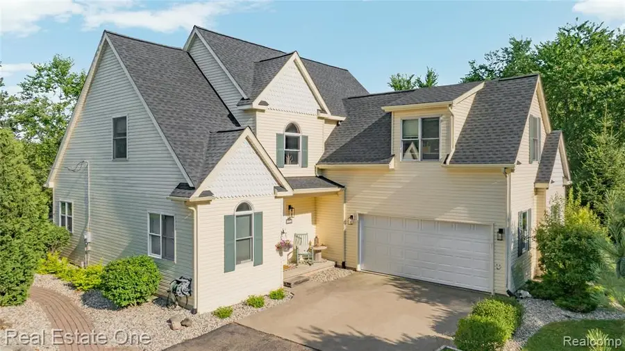 9210 Hickory Ridge, Holly, MI 48442 - #3