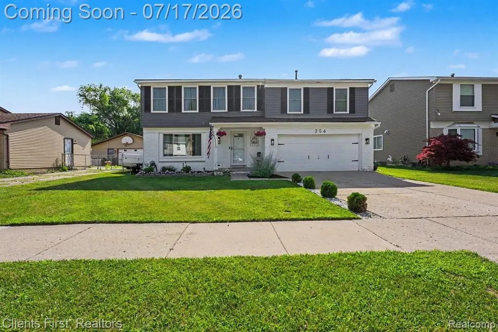 254 Selkirk, Canton, MI 48187 - #1