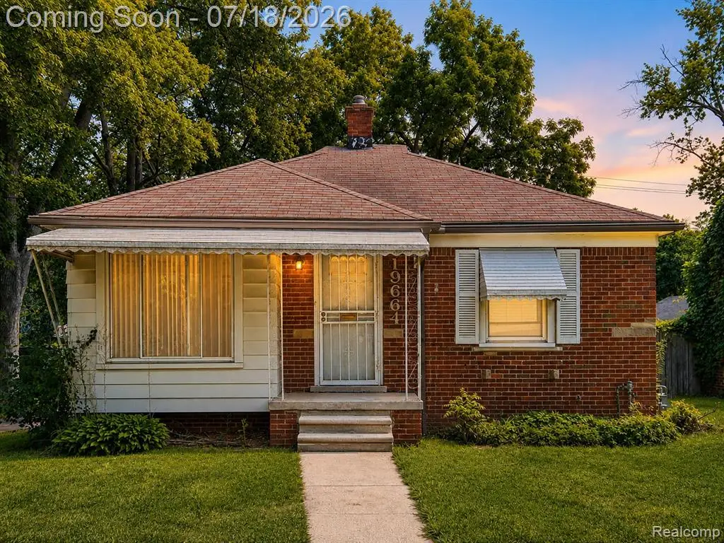 19664 Brady, Redford, MI 48240 - #1