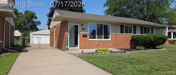 220 S Wildwood, Westland, MI 48186