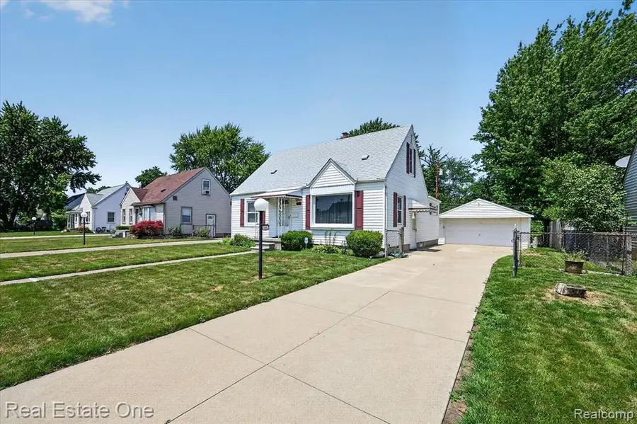 28662 Sheridan, Garden City, MI 48135 - #3