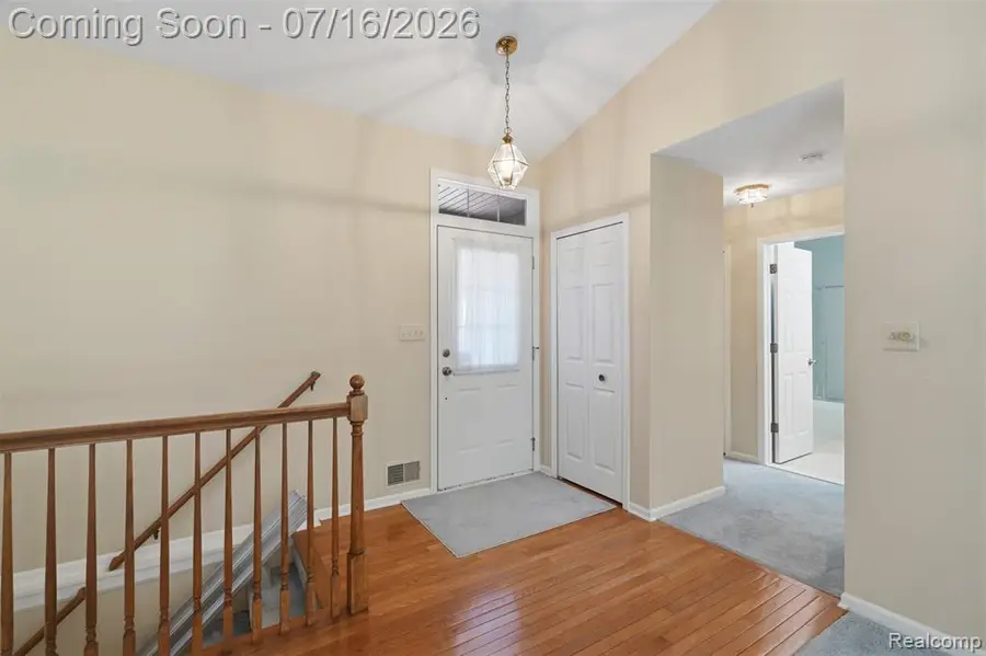 309 Pineknoll, Brighton, MI 48116 - #3