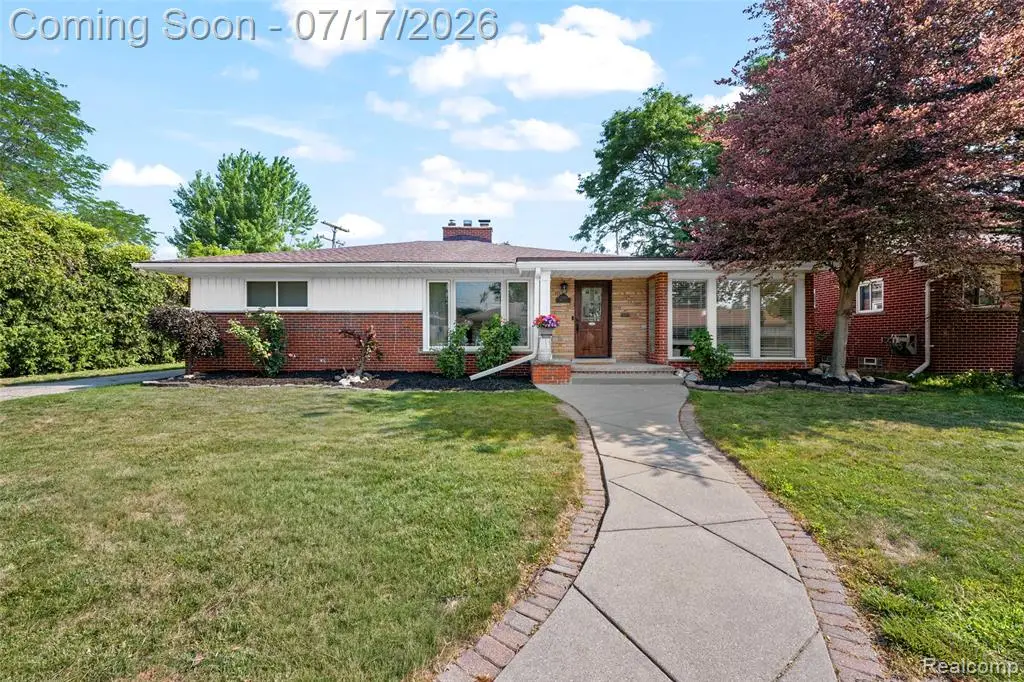 23201 Norcrest, Saint Clair Shores, MI 48080 - #1