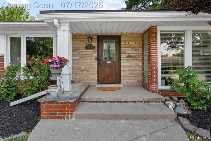 23201 Norcrest, Saint Clair Shores, MI 48080 - #2