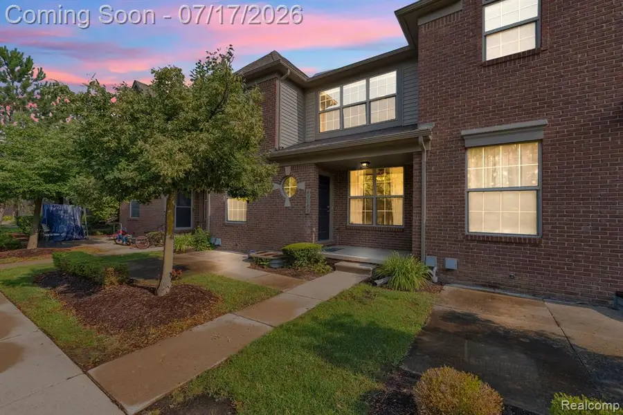 41101 N Maplewood, Canton, MI 48187 - #2