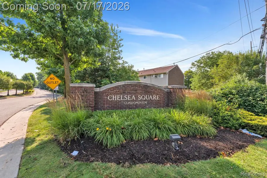41101 N Maplewood, Canton, MI 48187 - #3