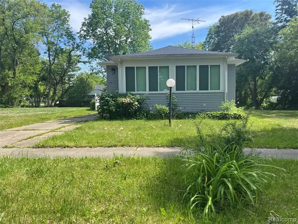 506 E Eldridge, Flint, MI 48505