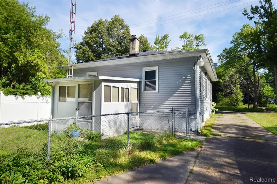 506 E Eldridge, Flint, MI 48505 - #3