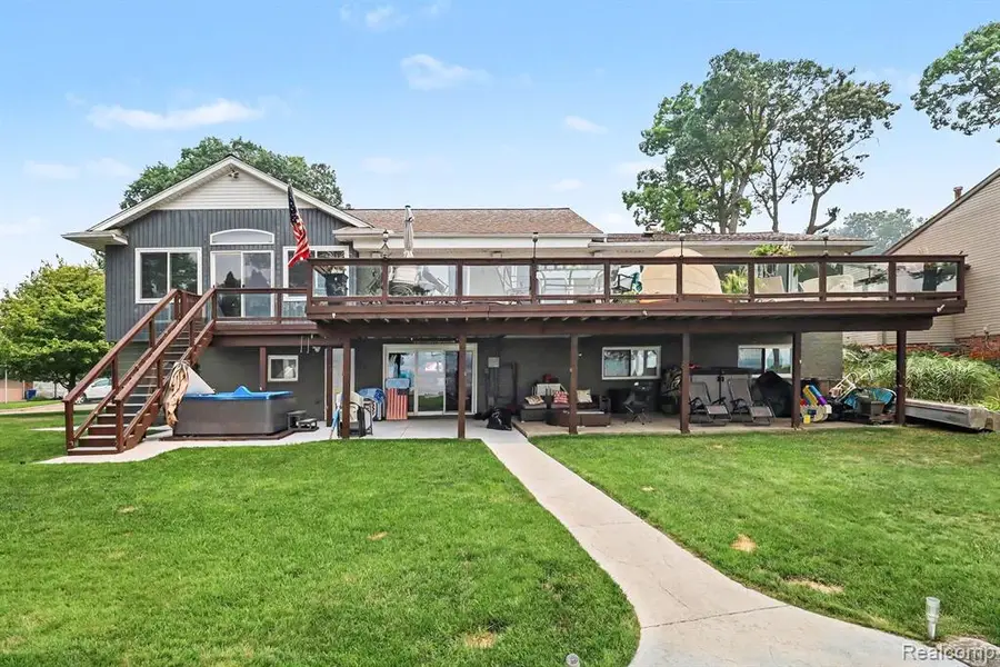 3233 Shawnee, Waterford, MI 48329 - #2