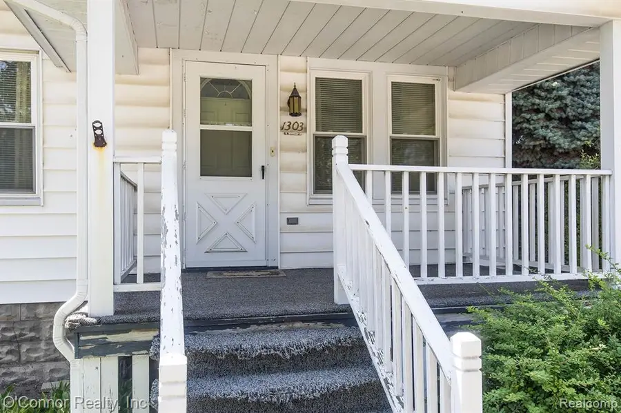 1303 15th, Port Huron, MI 48060 - #3