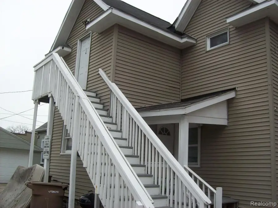 344 N Perry, Pontiac, MI 48342 - #2