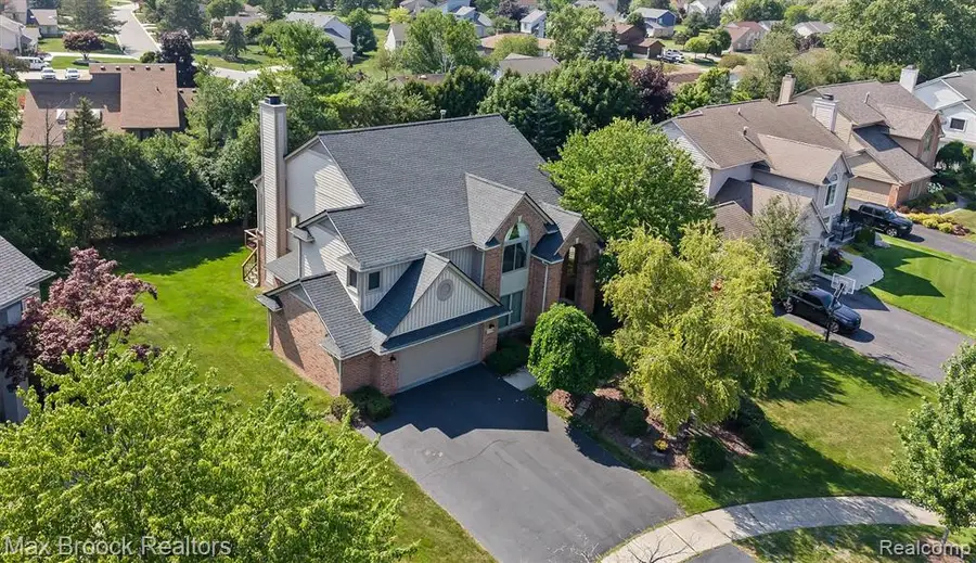 5101 Village Commons, West Bloomfield, MI 48322 - #3