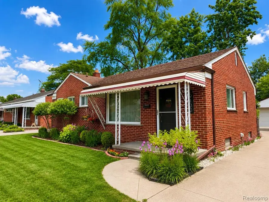 9100 Brentwood, Livonia, MI 48150 - #3