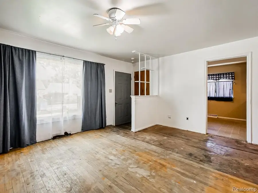6558 Berwyn, Dearborn Heights, MI 48127 - #3