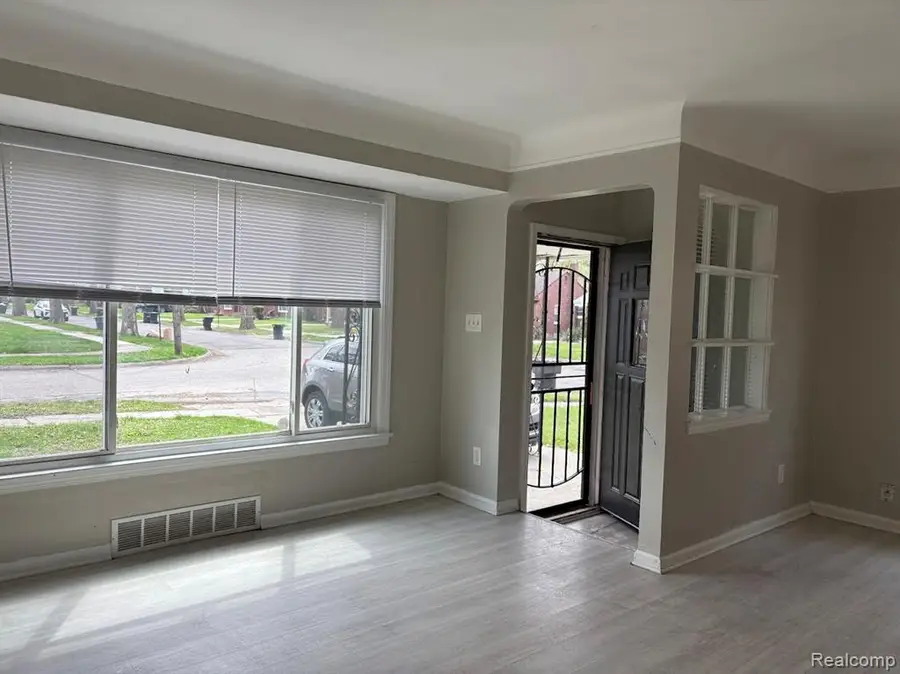 10078 Heyden, Detroit, MI 48228 - #3