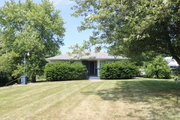 1404 S Graham, Flint, MI 48532