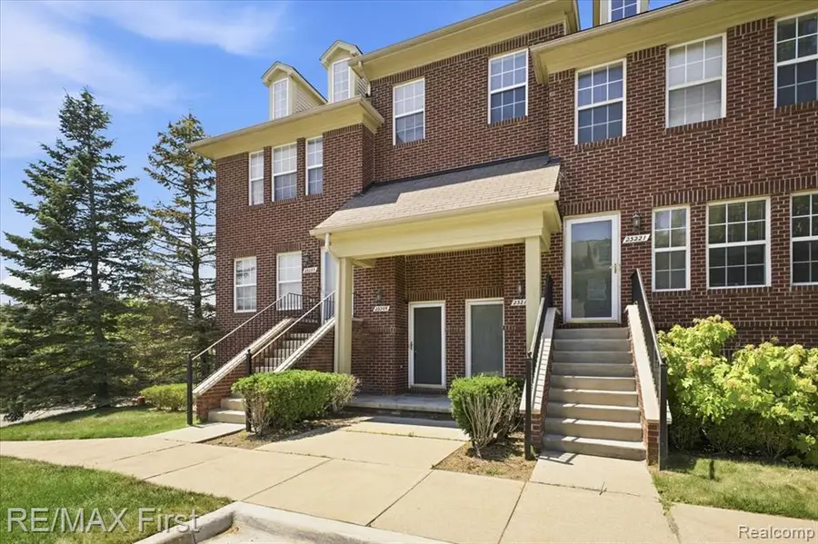 23205 Cornerstone Village, Southfield, MI 48075 - #3