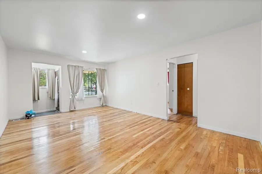 19079 Dorset, Southfield, MI 48075 - #3