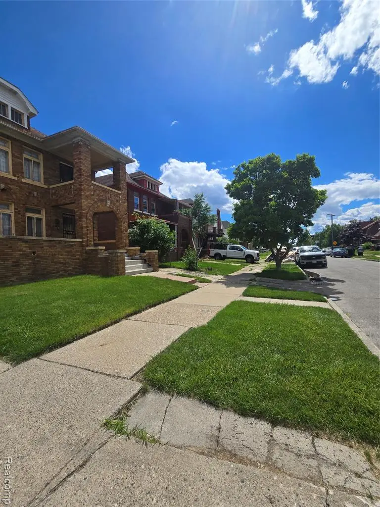 2669 Pasadena, Detroit, MI 48238 - #2