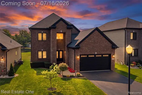 10641 Lone Oak, Grand Blanc, MI 48439