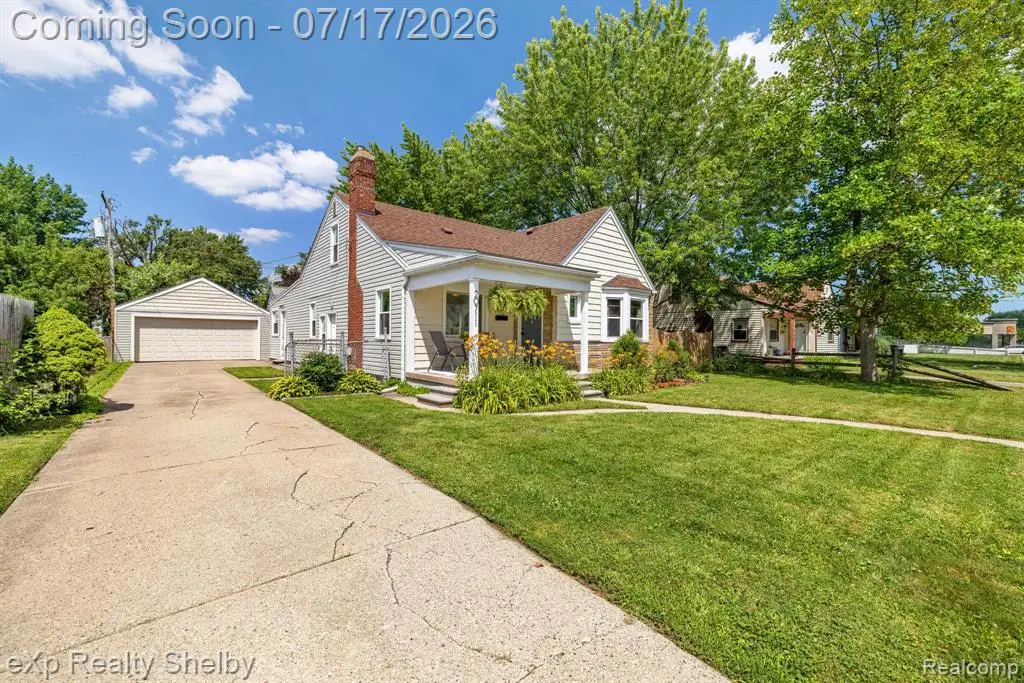 20711 Alger, Saint Clair Shores, MI 48080 - #1
