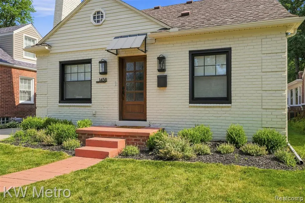 1458 Hampton, Grosse Pointe, MI 48236 - #1