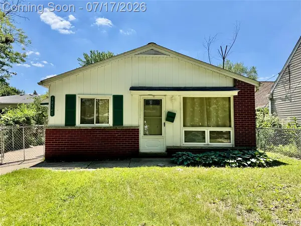 18341 Colgate, Dearborn Heights, MI 48125
