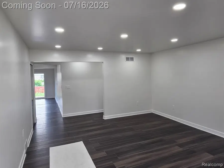 12872 14 Mile Road, Warren, MI 48088 - #2